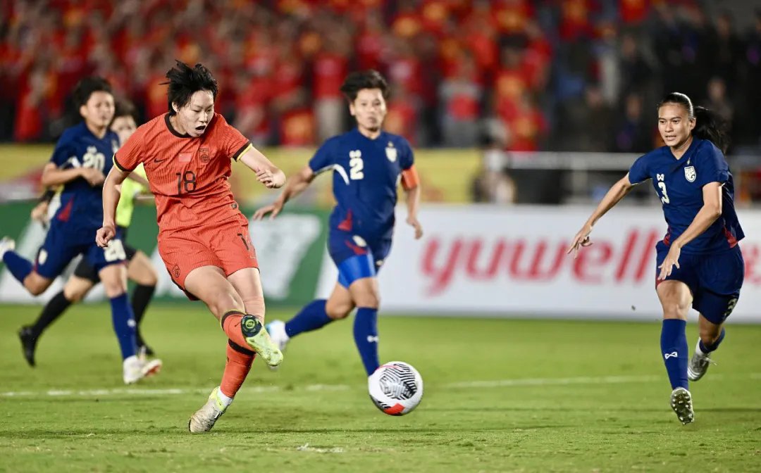 关于难忘瞬间!中国女足叱咤风云再夺冠的信息 关于难忘瞬间!中国女足叱咤风云再夺冠的信息