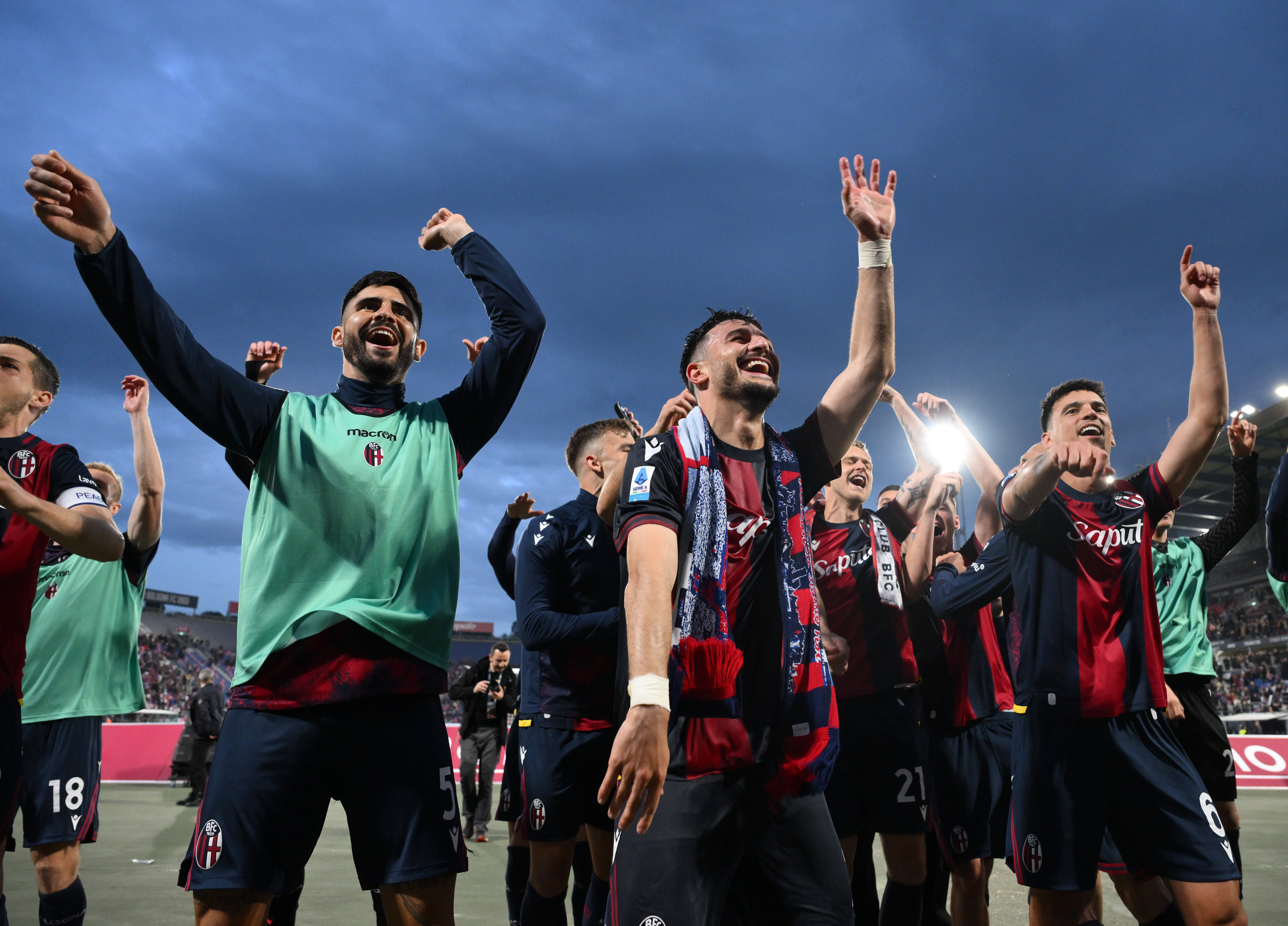 雷火电竞app-亚特兰大新援助球队逆转获胜