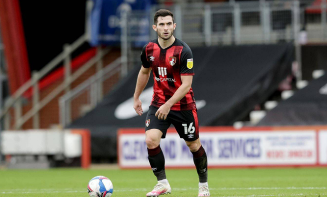 南安普顿主场绝杀哈德斯菲尔德,稳固排名的简单介绍 南安普顿主场绝杀哈德斯菲尔德,稳固排名的简单介绍