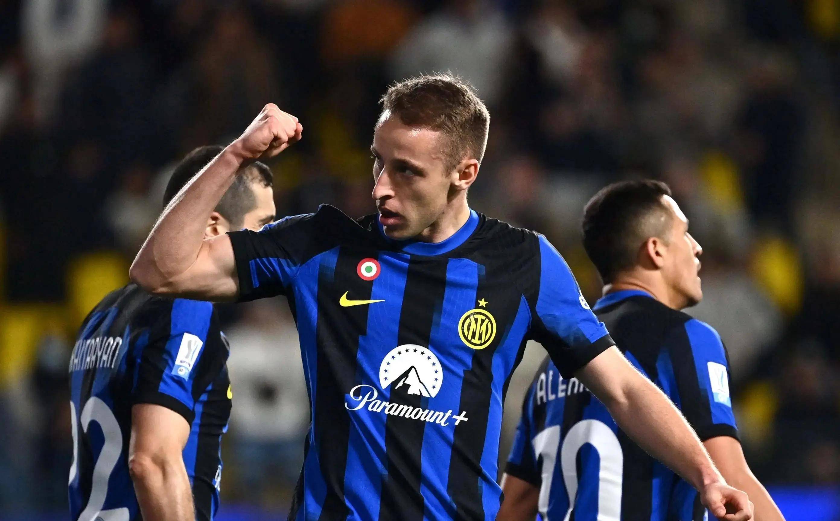 国际米兰大比分胜出,展现实力的简单介绍 国际米兰大比分胜出,展现实力的简单介绍