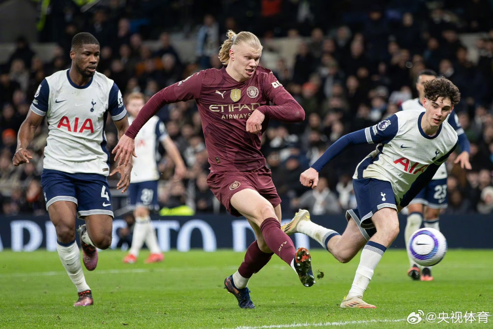 曼城客场逆转胜利,球员心态获新信心的简单介绍 曼城客场逆转胜利,球员心态获新信心的简单介绍