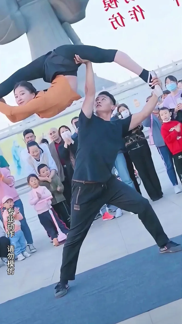 精妙过人的瞬间,场面尽显技艺精湛的简单介绍 精妙过人的瞬间,场面尽显技艺精湛的简单介绍