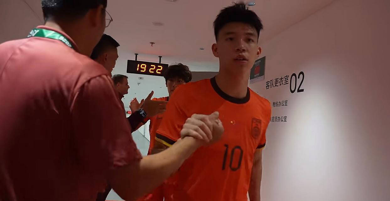 澳大利亚球员在比赛中发挥出色 澳大利亚球员在比赛中发挥出色