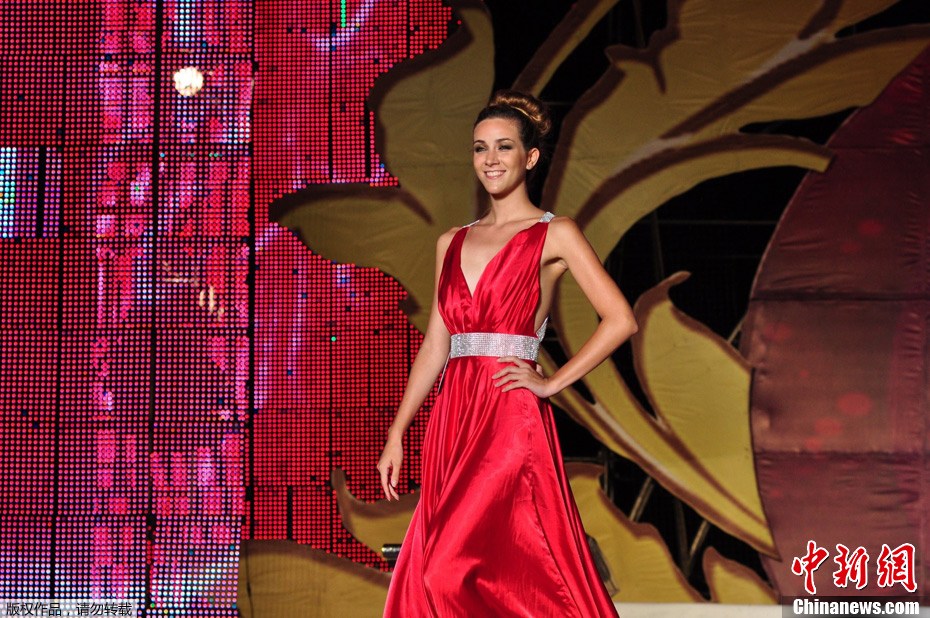 波兰选手获得桂冠,成为辉煌 波兰选手获得桂冠,成为辉煌