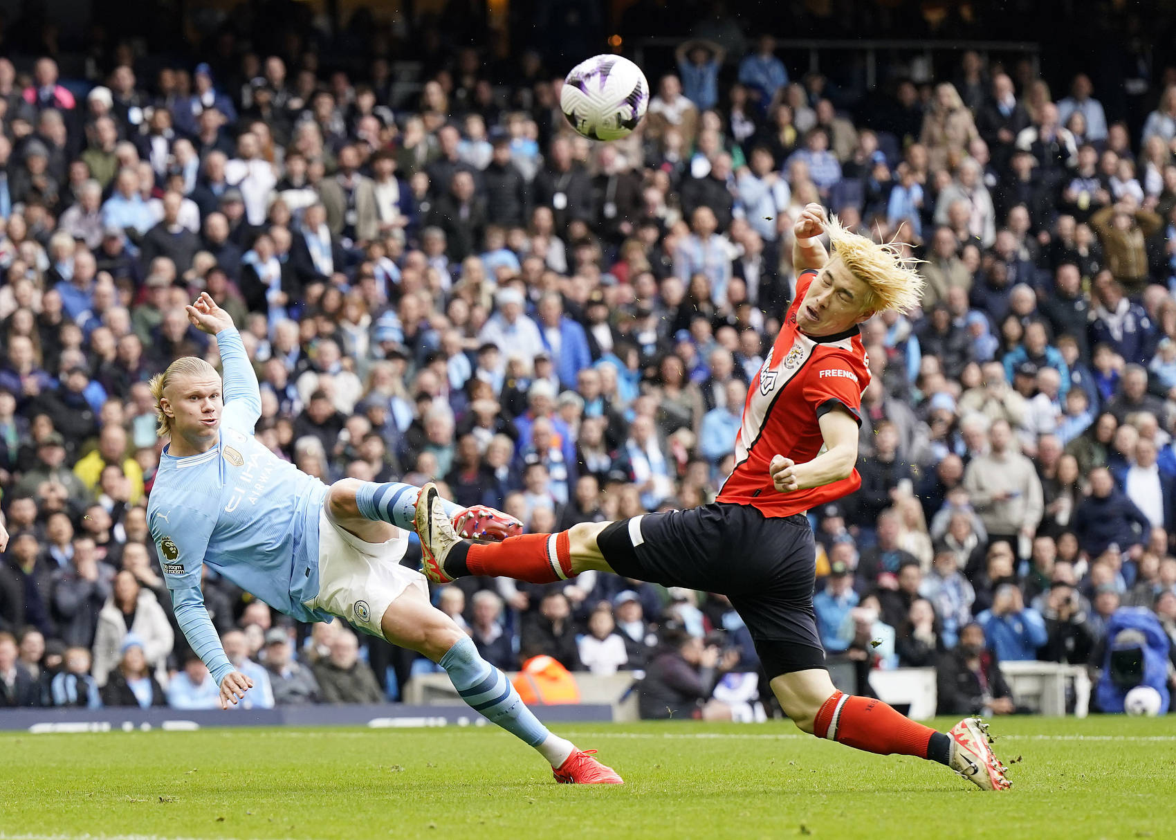 曼城连续击败对手,稳坐榜首位置的简单介绍 曼城连续击败对手,稳坐榜首位置的简单介绍