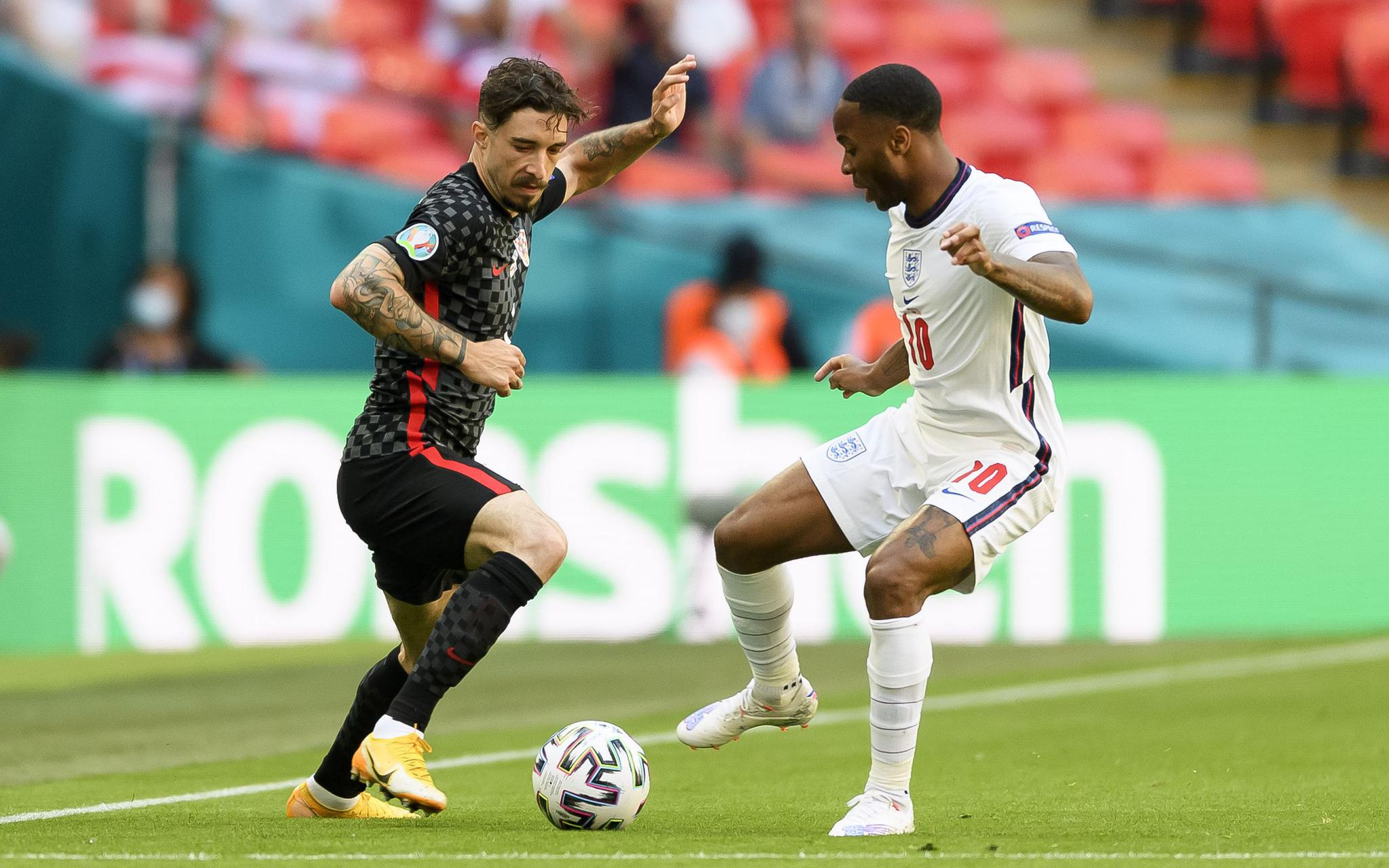 乌克兰英勇晋级,势必挑战荷兰进入半决赛 乌克兰英勇晋级,势必挑战荷兰进入半决赛