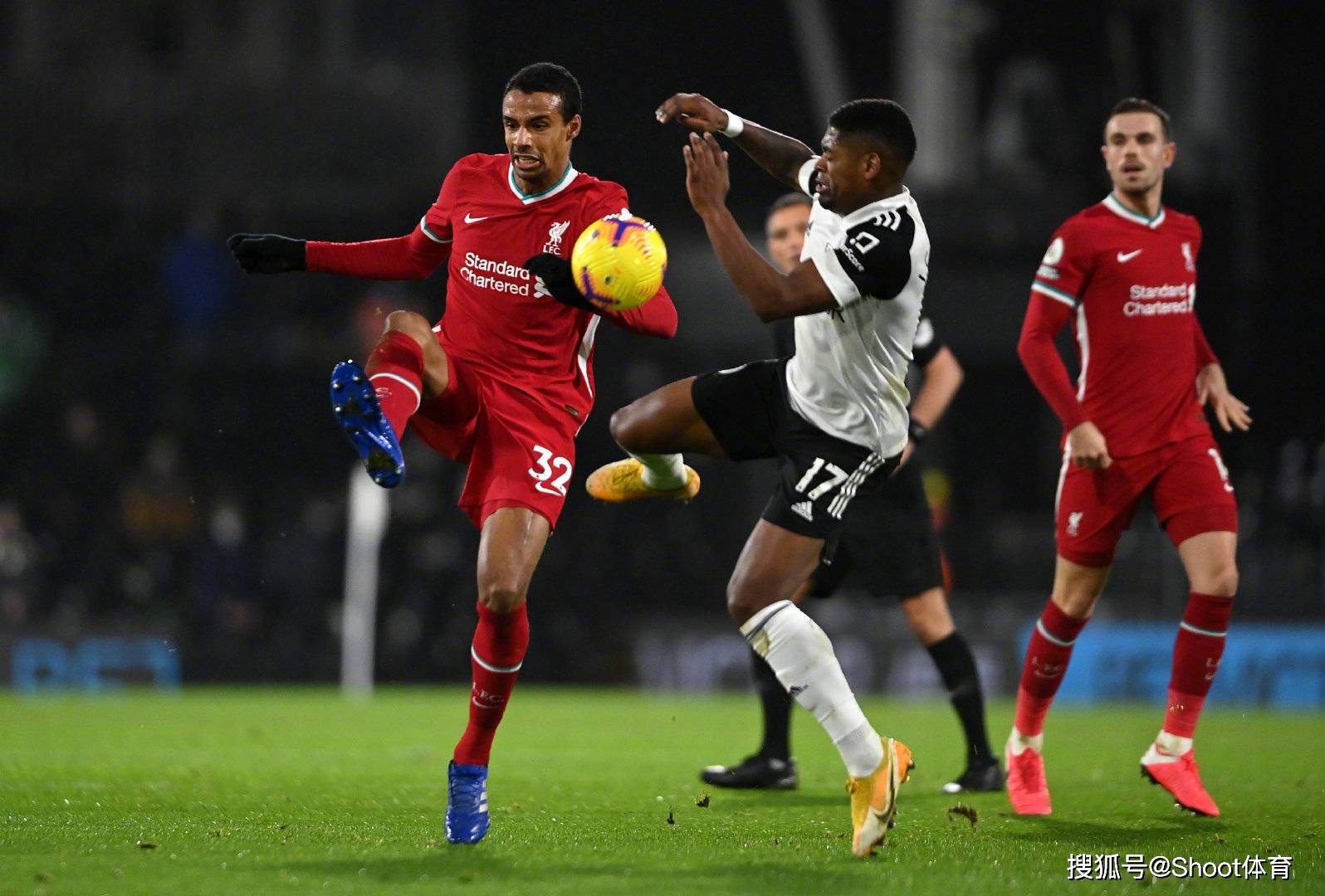 南安普顿主场苦战告负,保级前景蒙上阴影 南安普顿主场苦战告负,保级前景蒙上阴影