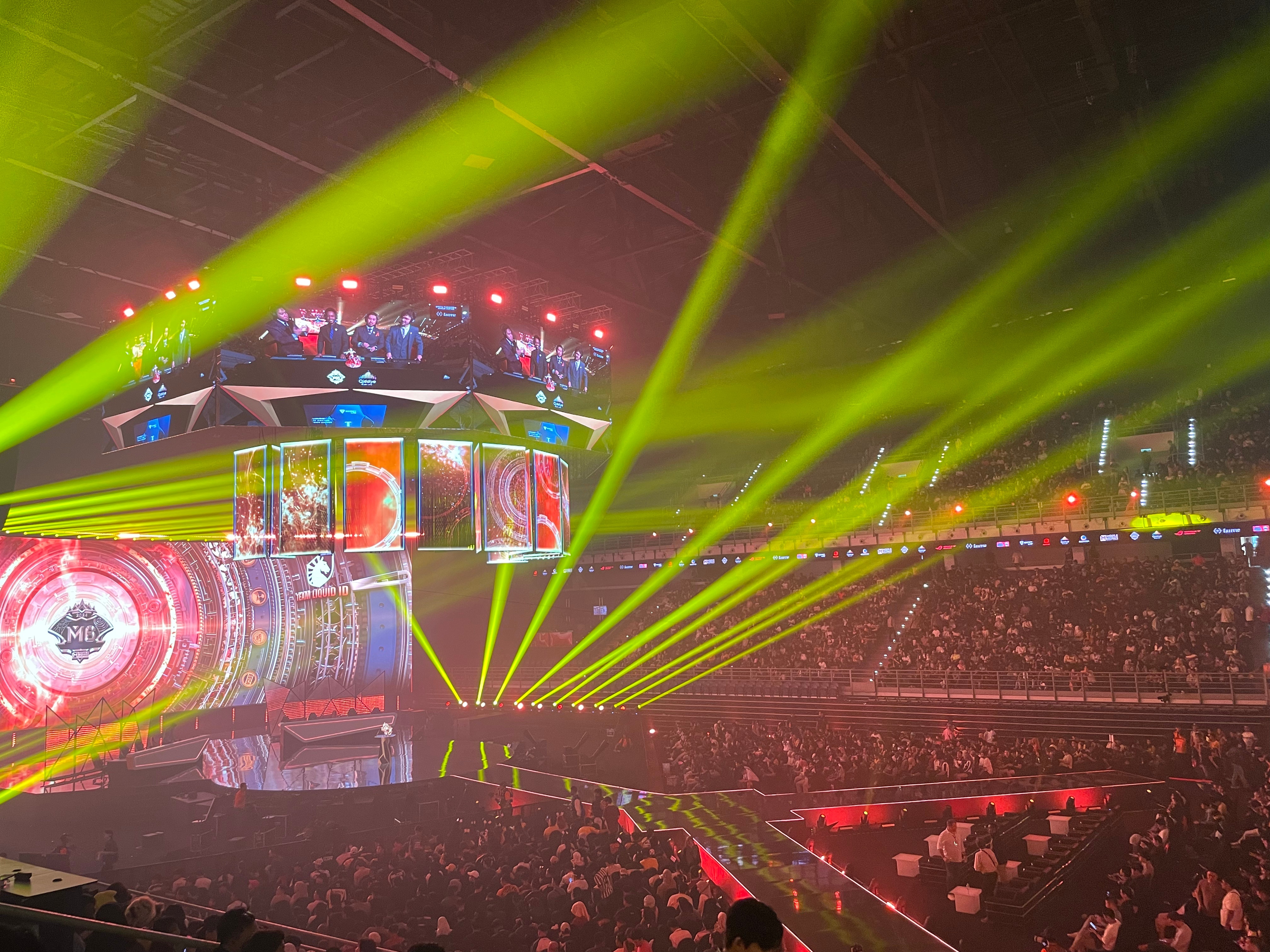 塞维利亚鏖战TeamHeretics，Lehends关键团战开团秒人峡谷大战小组赛，成为赛场最大亮点的简单介绍