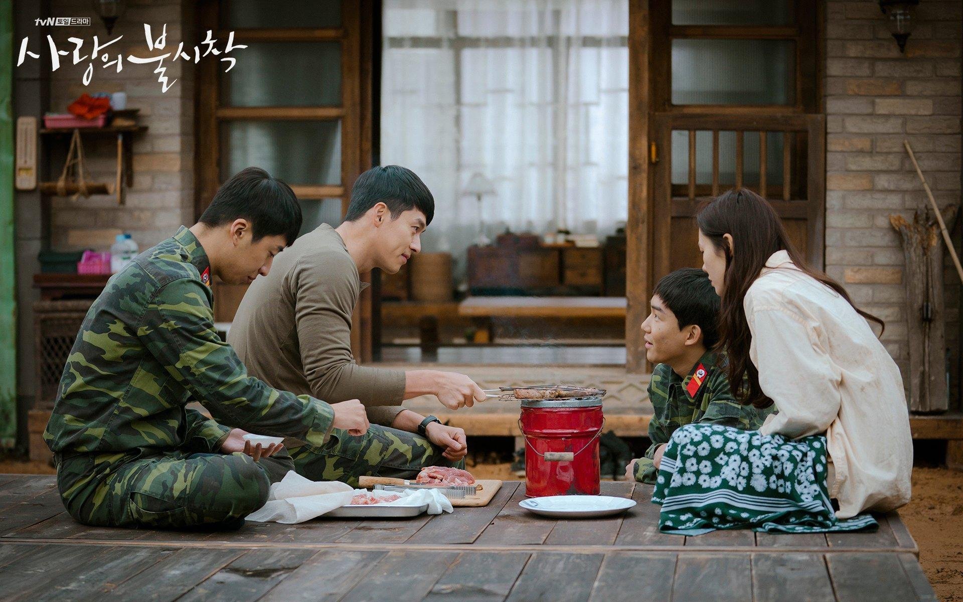 雷火电竞入驻-铁壁对利刃，雄鹿窒息式防守如何瓦解火箭三分狂潮