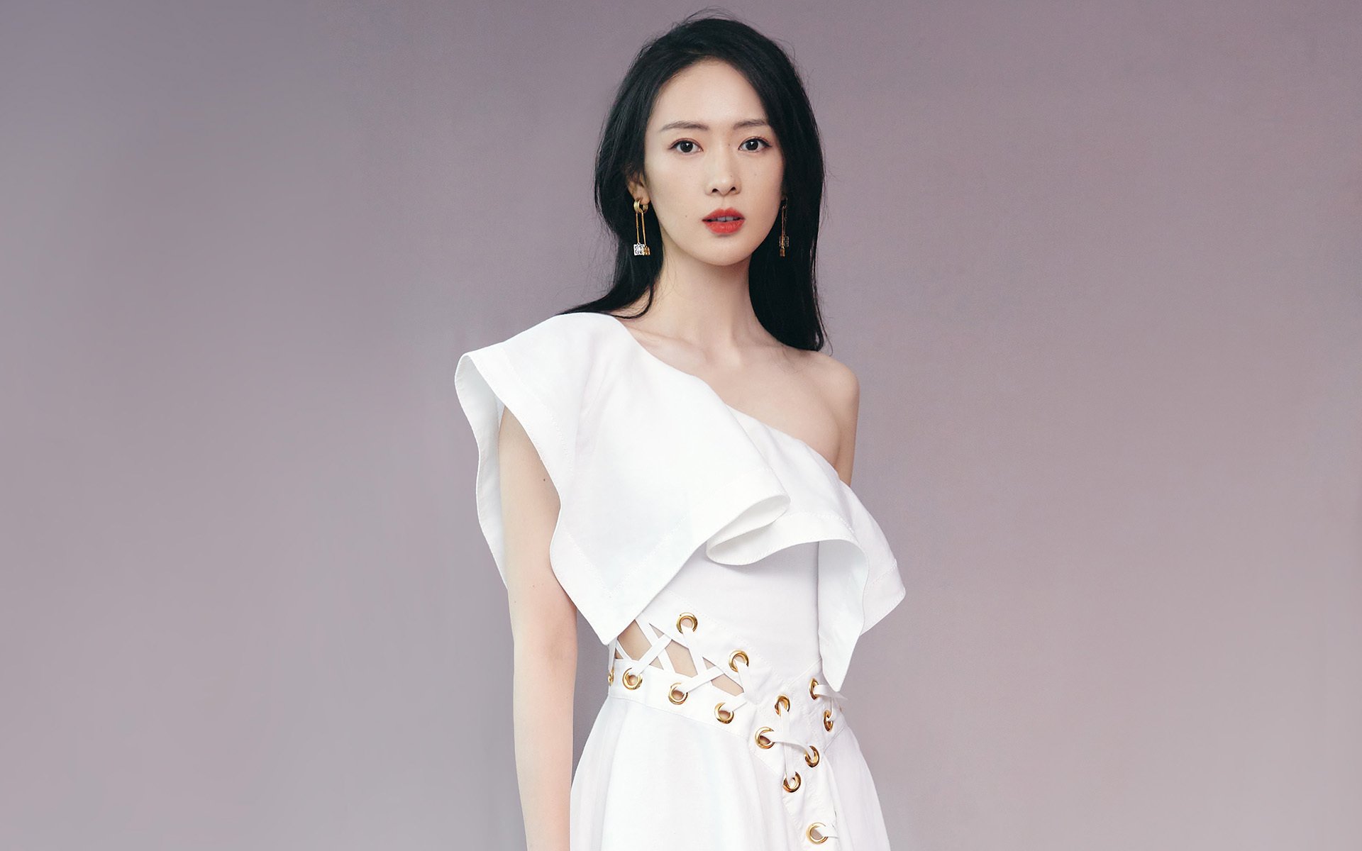 骑士队关键战突围广东队，约基奇用实力证明自己，一场跨界篮球盛宴