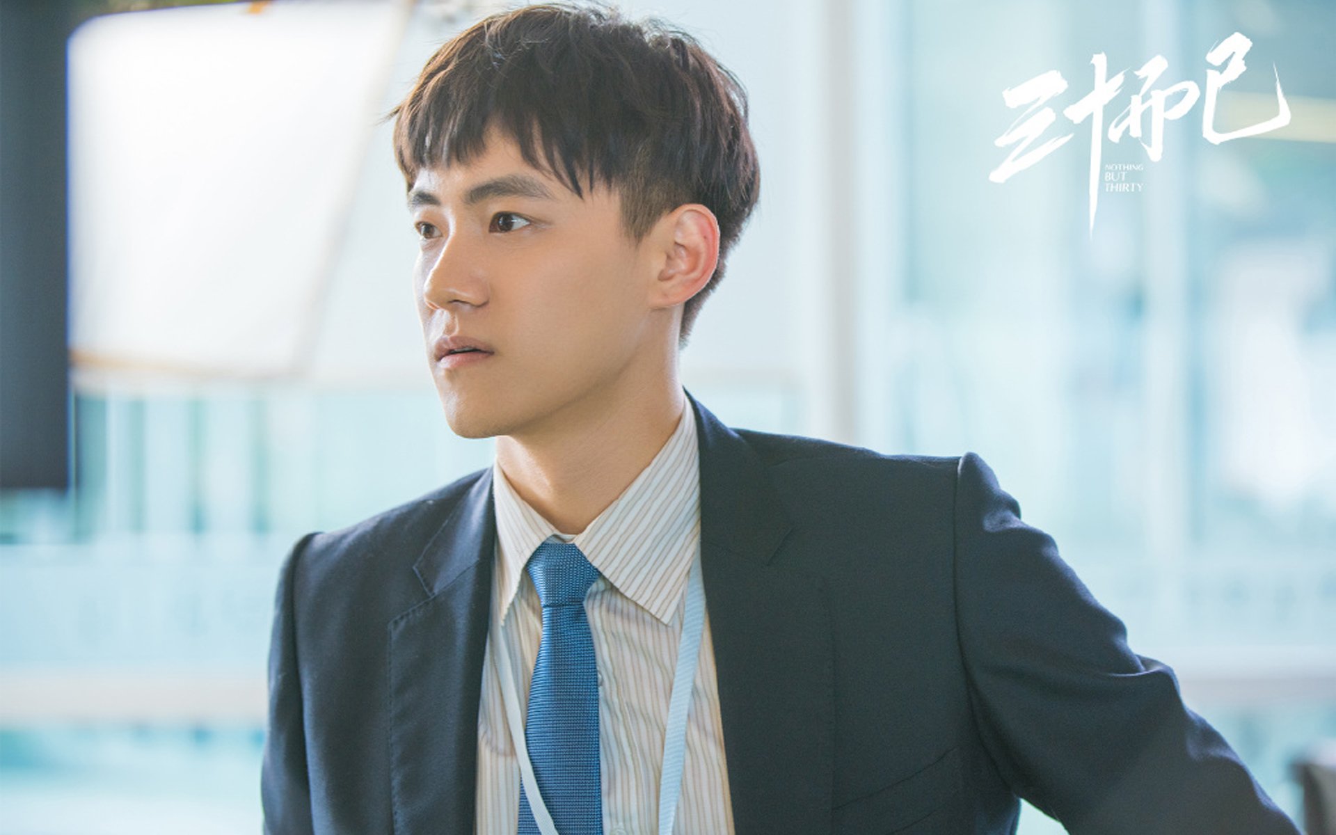 雷火电竞网站-北欧冰川对阵法兰西烈焰，阿克如何用一场比赛重新定义现代中卫