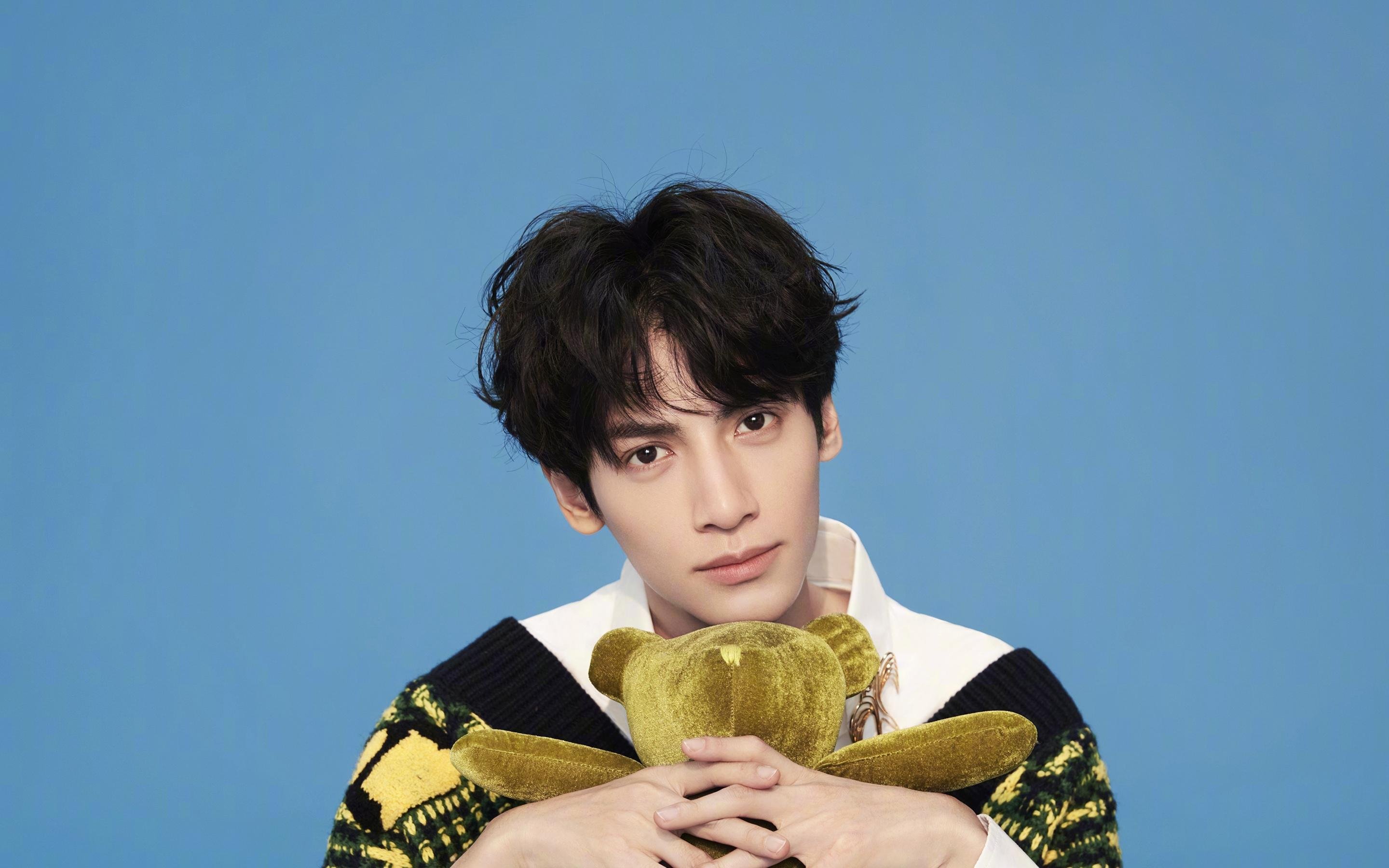 雷火电竞下载-跨洲对决掀狂潮！骑士狂胜北京队，约基奇生涯之夜点亮篮球盛宴