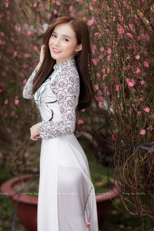 雷火电竞亚洲先驱-冠军公式，当曼城式硬仗智慧‘借’给东决的孔德